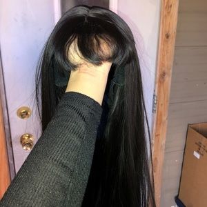 Black air-bang wig